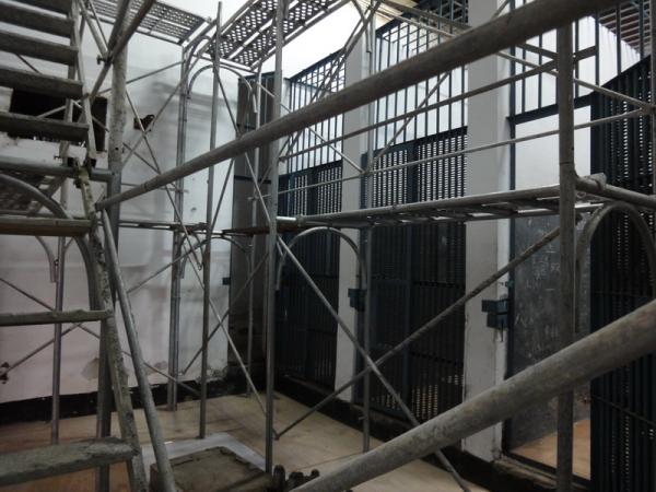 R110拘留室施工圖片共3張